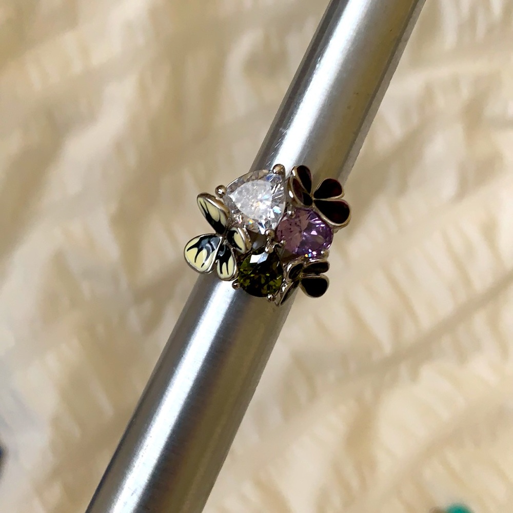 Butterfly 🦋 Ring - Picture 4 of 6